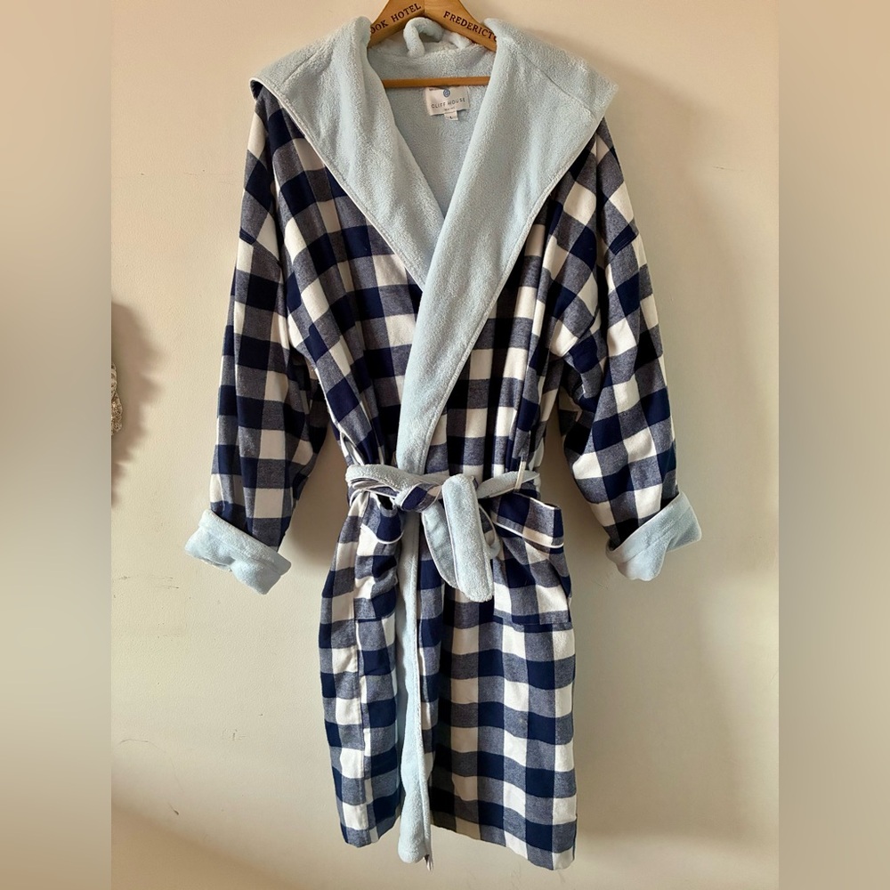 Cliff House Resort, Maine Plush Plaid Checkered Robe- Large